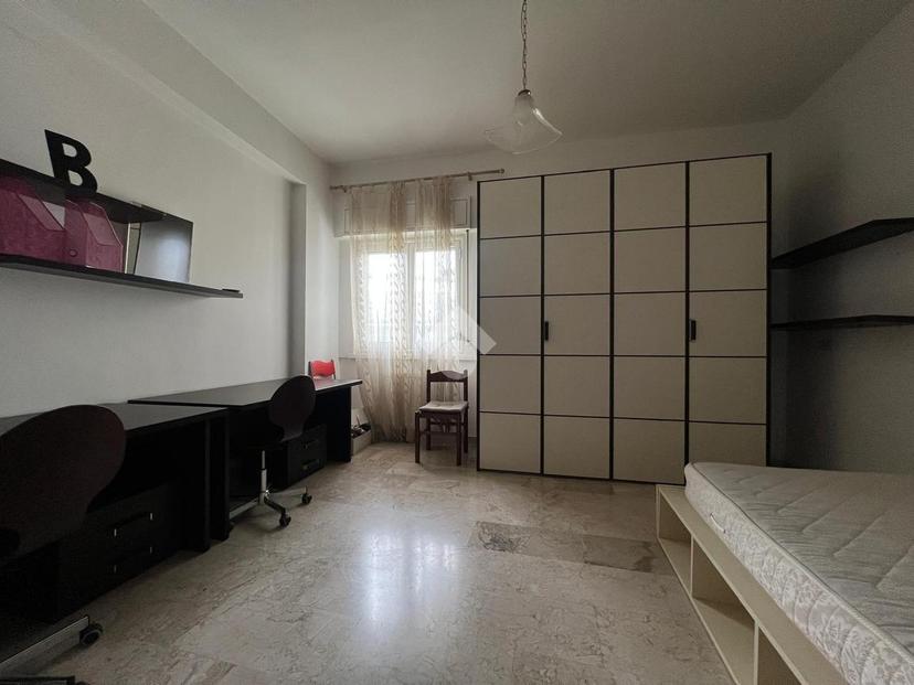 Quadrilocale in Via Antonino Cutroneo 33, Reggio di Calabria — foto 5 di 5
