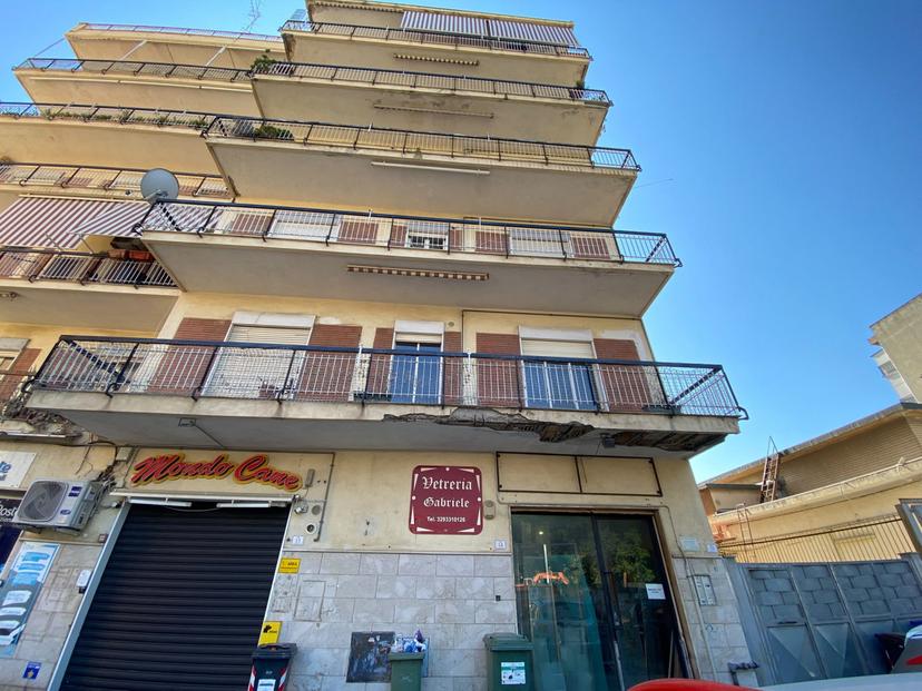 Trilocale in Piazza della Pace 15, Reggio di Calabria — foto 5 di 5