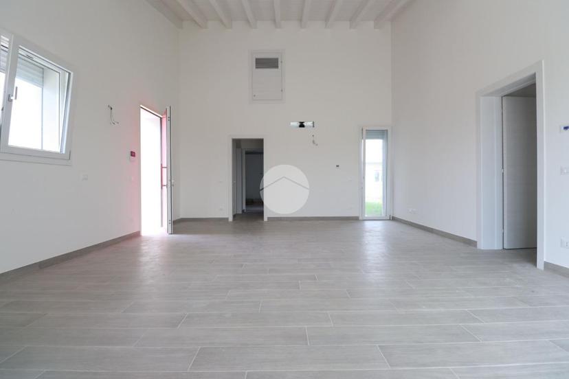 Villa in Via G. Perlasca, Castelbelforte — foto 3 di 5