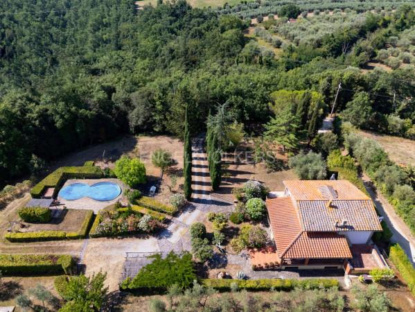 Villa, Massa Marittima