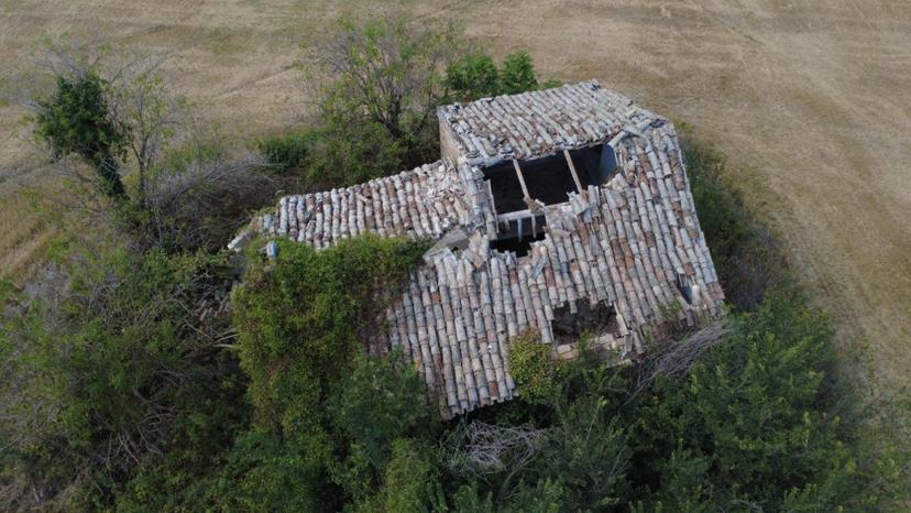 Rustico in Contrada Case Bruciate, Potenza Picena — foto 2 di 5