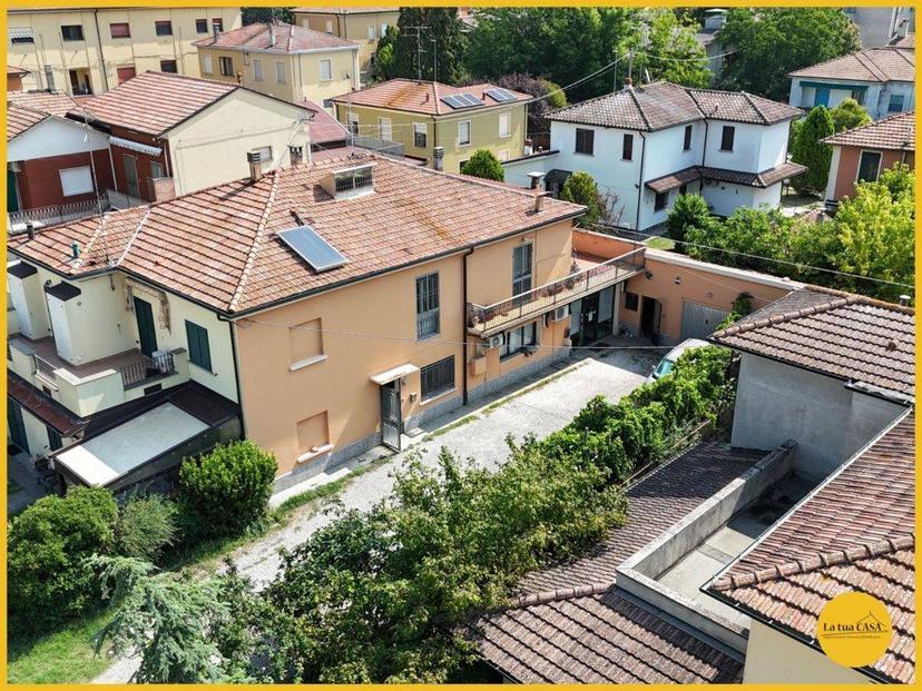 Villa a schiera in Via dell'Unità 14, Molinella