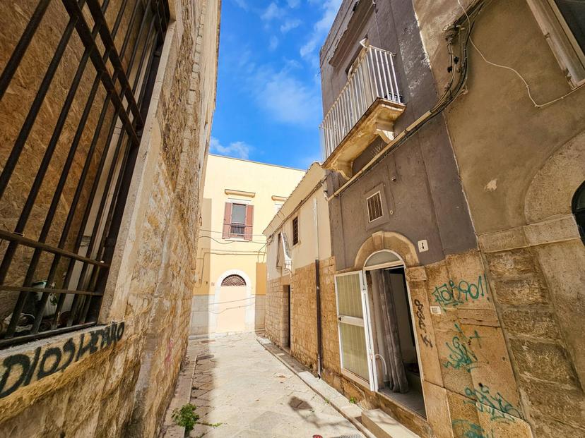 Casa indipendente in Via Sant'Angelo dei Meli 4, Andria — foto 3 di 5