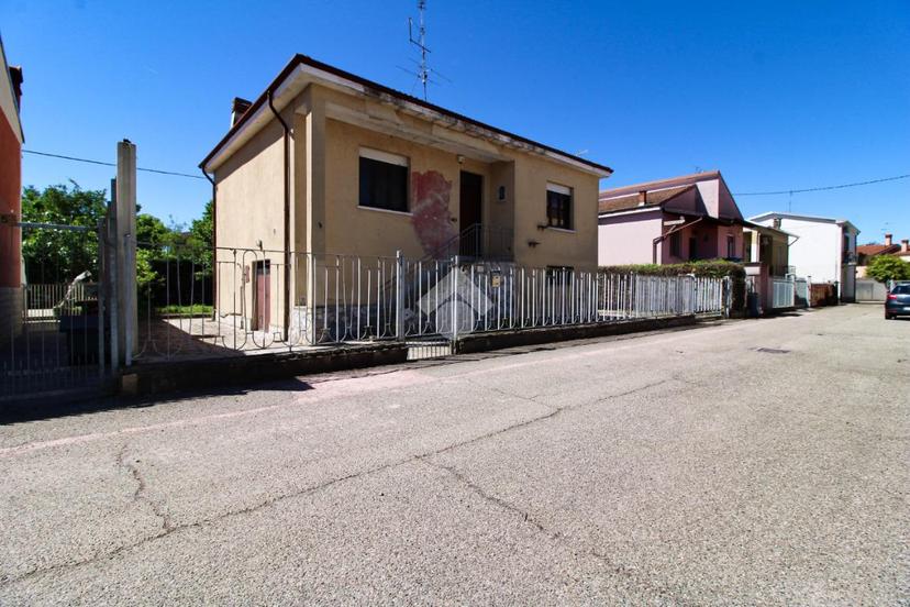 Villa in Via Carlo Marx 7, San Martino Siccomario — foto 5 di 5