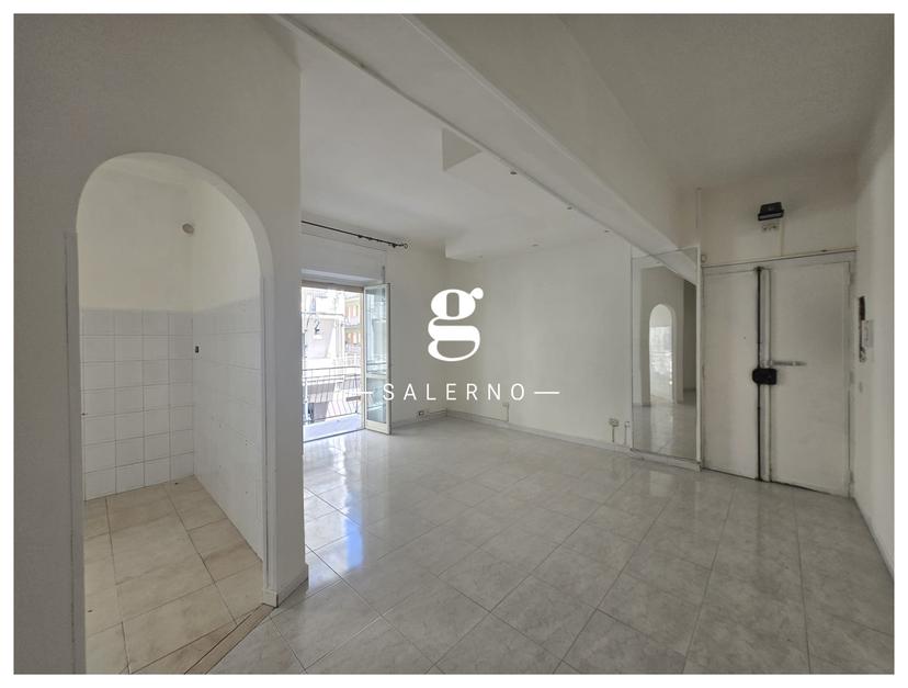 Trilocale in Via Rocco Cocchia 8, Salerno