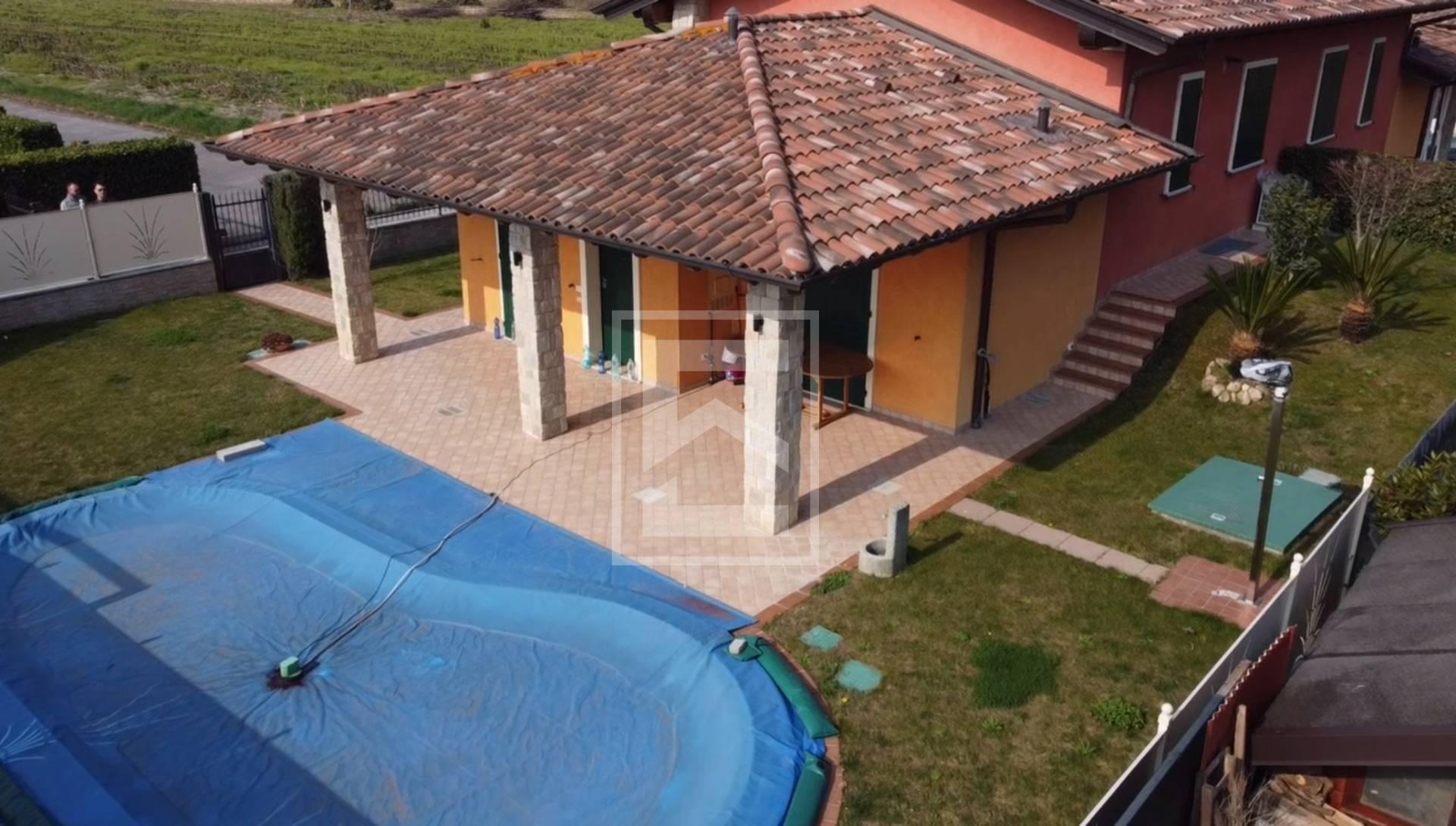 Villa in Via Repubblica, Manerba del Garda