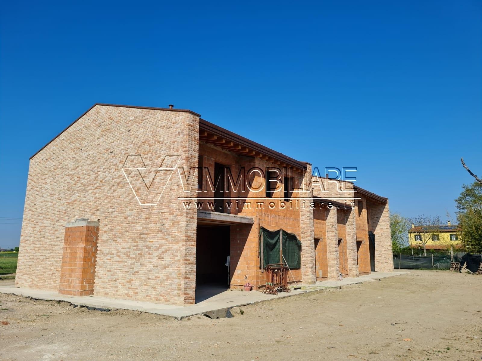 Villa a schiera in Via Sabbionara, Ospedaletto Euganeo