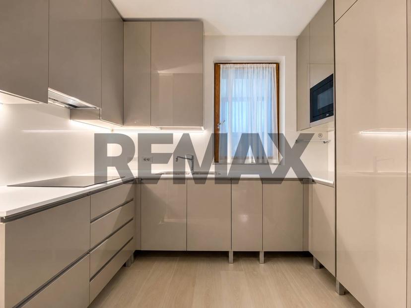 Trilocale in Via Duchessa di Genova 500, Stresa — foto 2 di 5