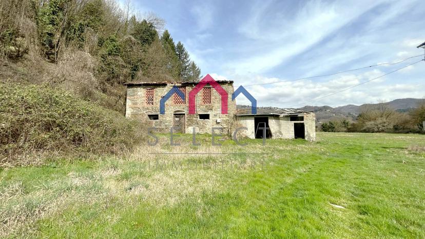 Rustico in Loc. Solceta, Castiglione di Garfagnana — foto 2 di 5