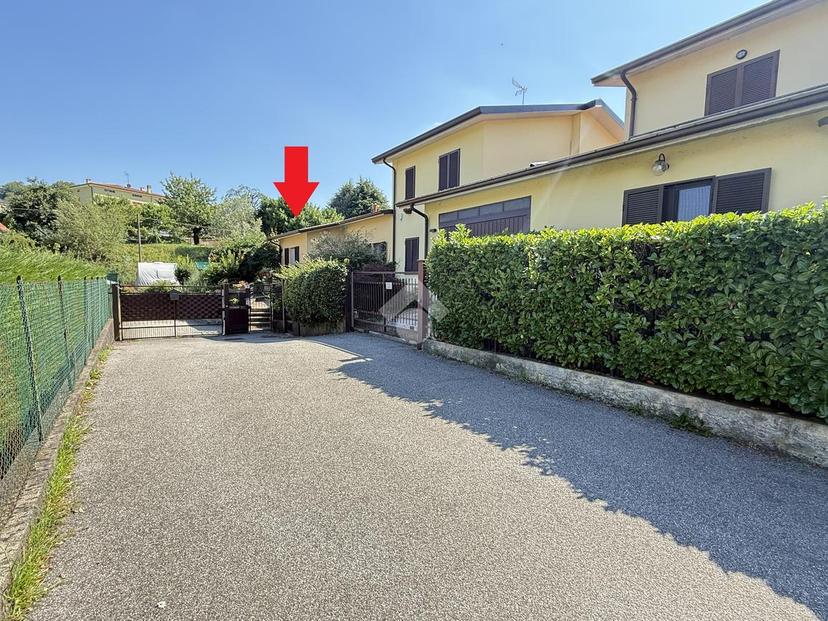 Villa in Via Privata Garibaldi 19, Calco — foto 3 di 5