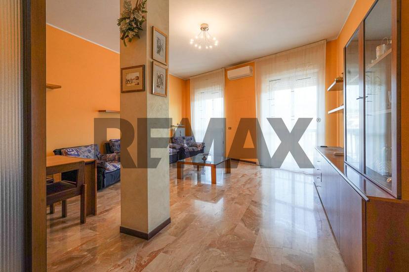 Trilocale in Via Europa Unita 1, Carvico