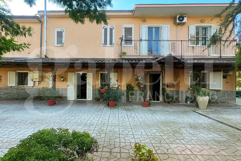 Casa indipendente in Via Catone , Bellona — foto 5 di 5