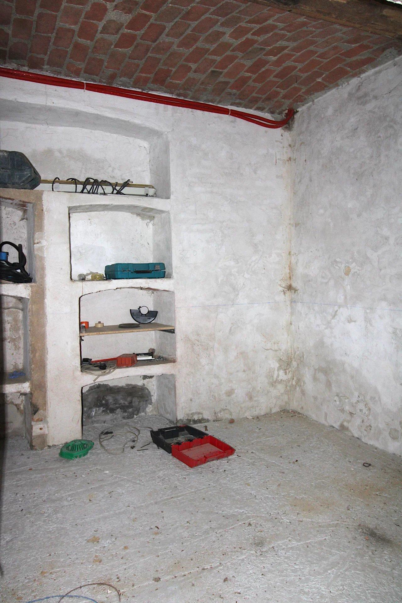 Appartamento in Ferrere, Ferrere