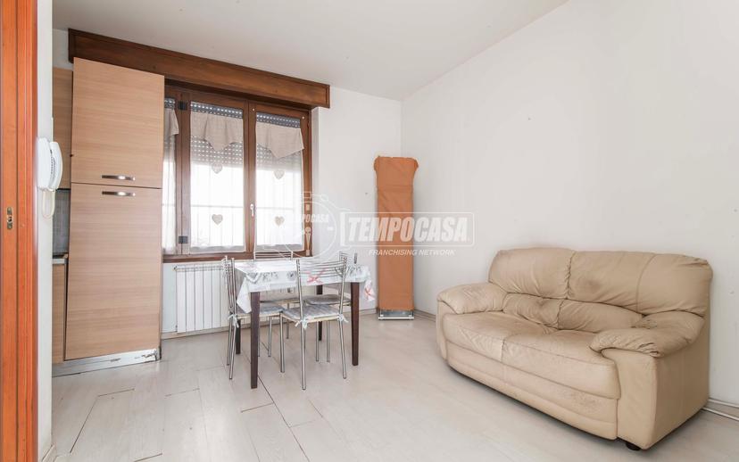 Bilocale in Via Cavour 2, Oltrona di San Mamette — foto 5 di 5