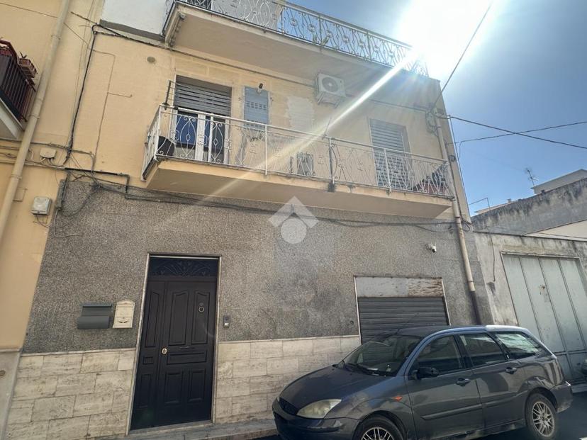 Casa indipendente in Via Calatafimi 30, Canosa di Puglia — foto 2 di 5