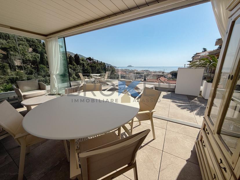 Attico in Via Luigi Borri 36, Alassio — foto 2 di 5