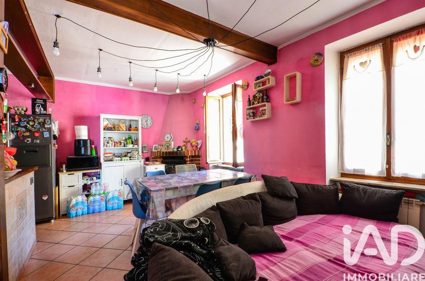 Casa indipendente in Via Teologo Antonio Bosio, Millesimo — foto 3 di 5
