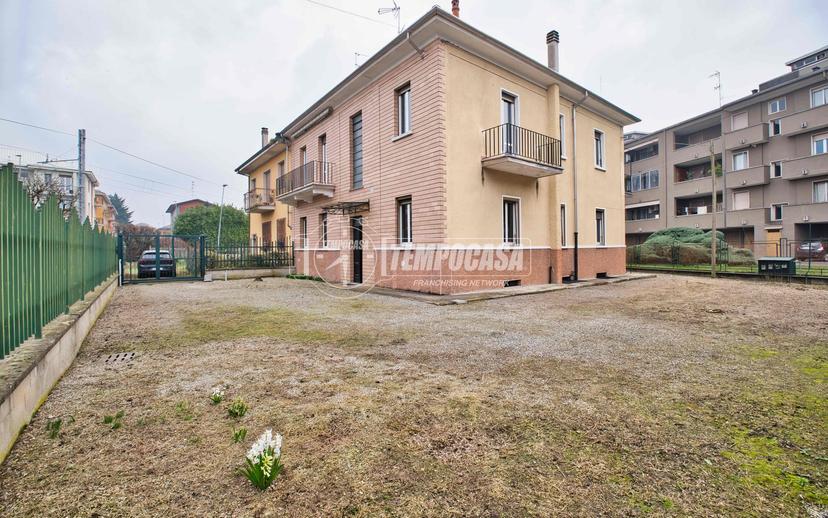 Casa indipendente in Strada Privata Ferrara E Monferrini, Novara — foto 2 di 5