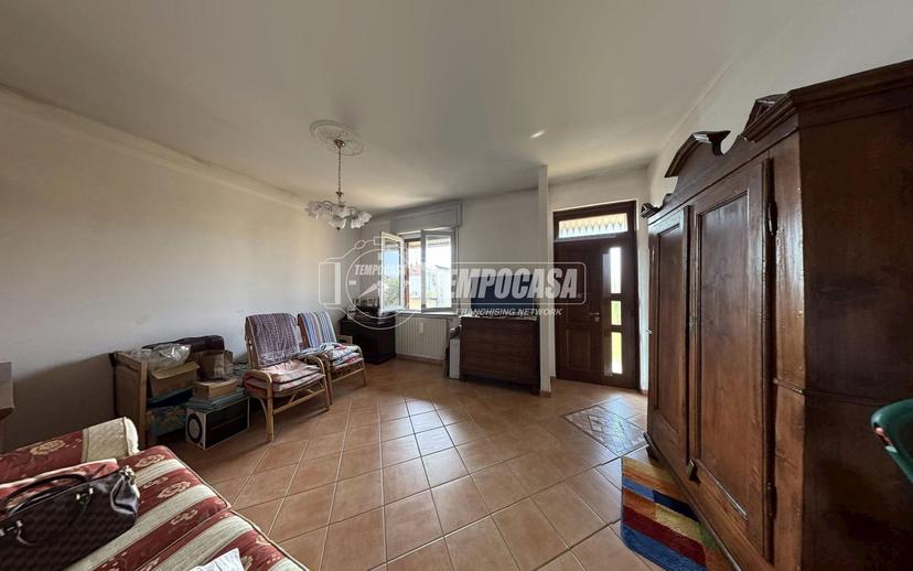 Casa indipendente in Via Cristoforo Colombo 12, Tromello — foto 2 di 5