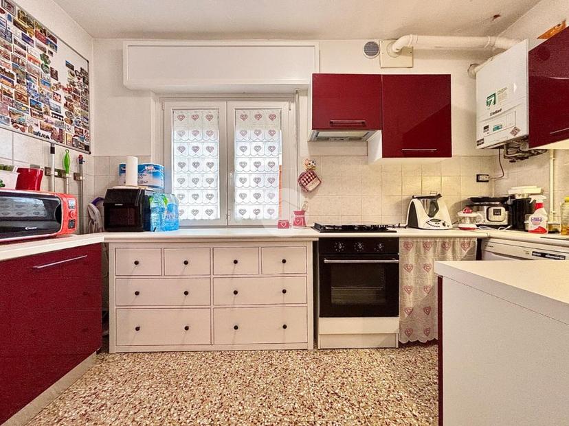 Casa indipendente in Via Croce 20, San Giovanni Lupatoto — foto 4 di 5