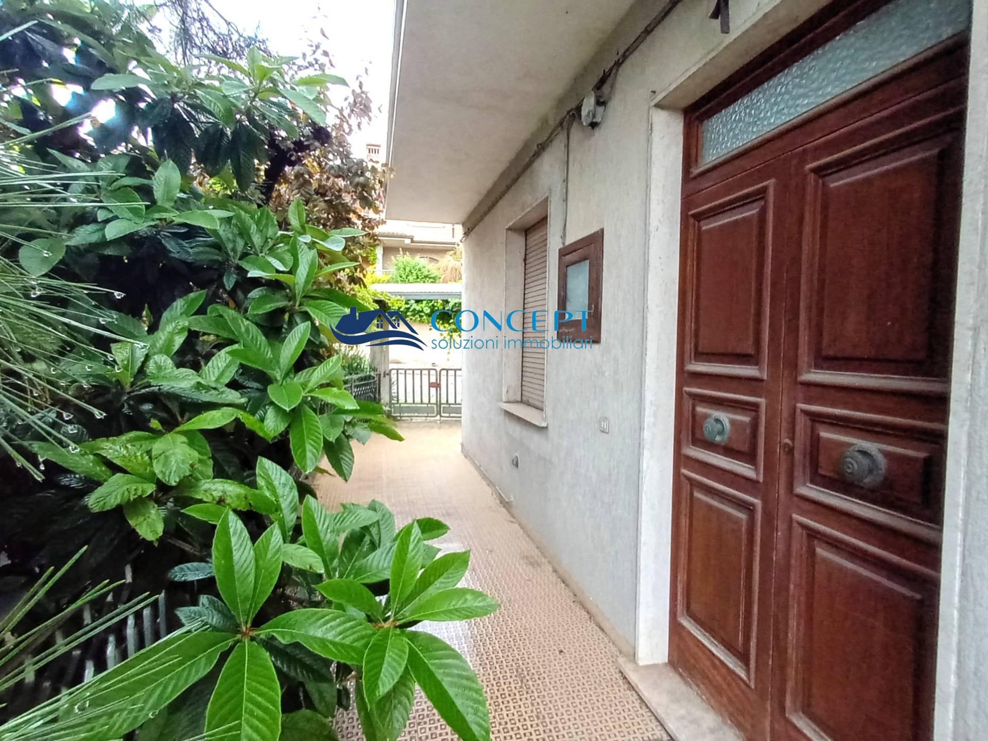 Casa indipendente in Via San Rocco Snc, Controguerra