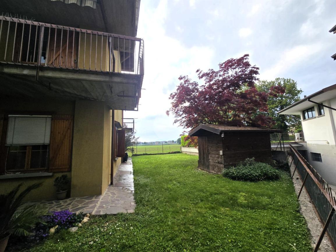 Villa a schiera in Via U. Foscolo 18, Bagnatica