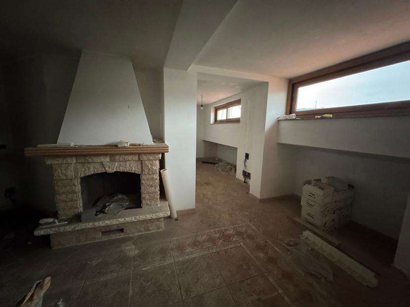Trilocale in Via Don Luigi Sturzo Snc, Villafranca Tirrena — foto 4 di 5