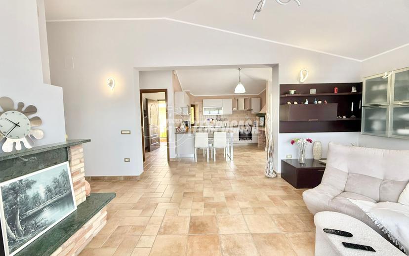 Appartamento, Città Sant'Angelo — foto 5 di 5