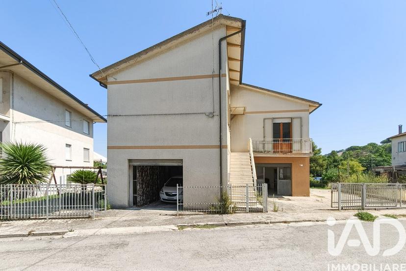 Casa indipendente in Via Bixio 26, Sant'Elpidio a Mare — foto 2 di 5