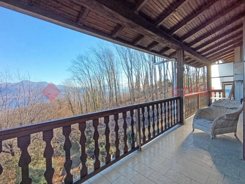 Villa bifamiliare in Via Sant'Albino, Stresa — foto 3 di 5