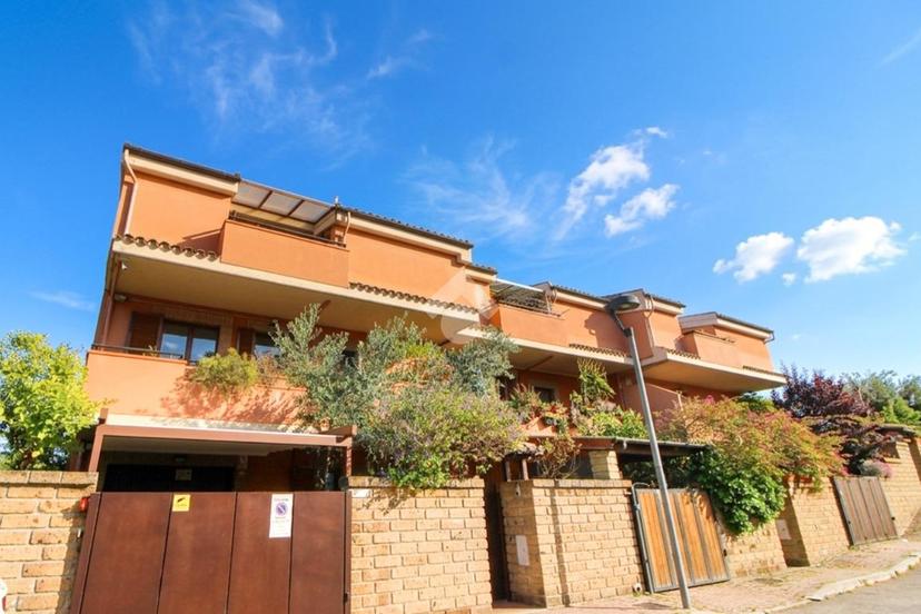 Villa a schiera in Via Francesco Paolo d' Annunzio 11, Pescara — foto 2 di 5