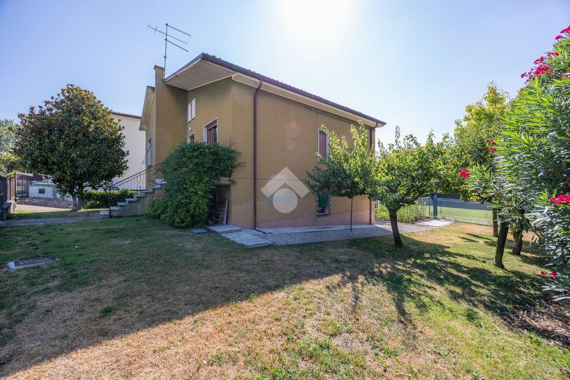 Casa indipendente, San Pietro in Cariano