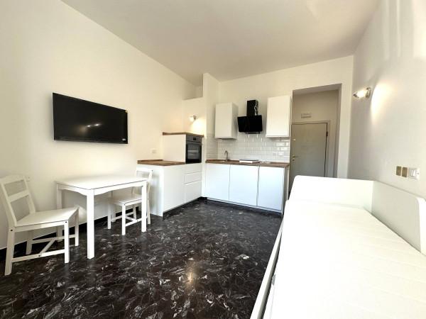 Monolocale in Viale Ippolito Nievo, Riccione