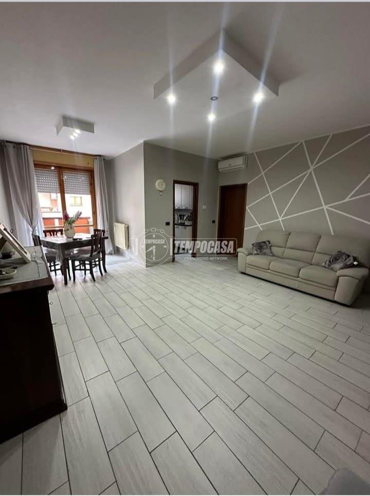 Trilocale in Via Fratelli Cairoli 29, Castelfranco Emilia
