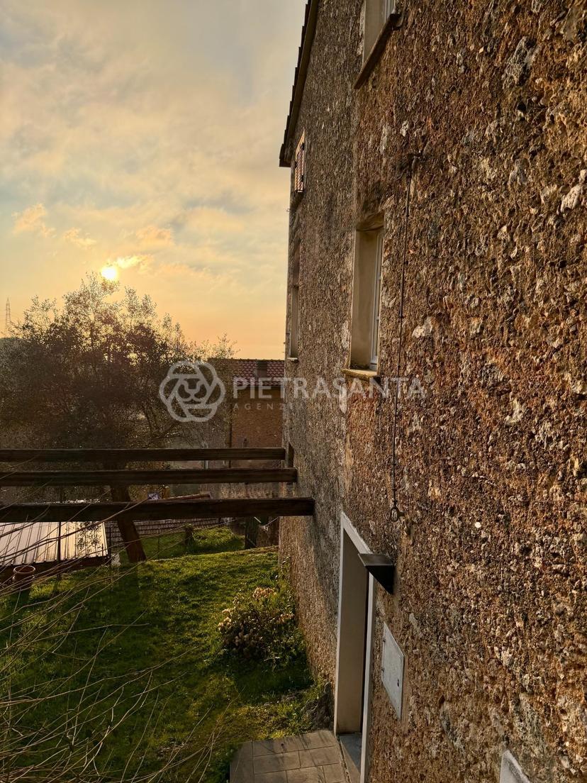 Porzione di casa, Pietrasanta — foto 3 di 5