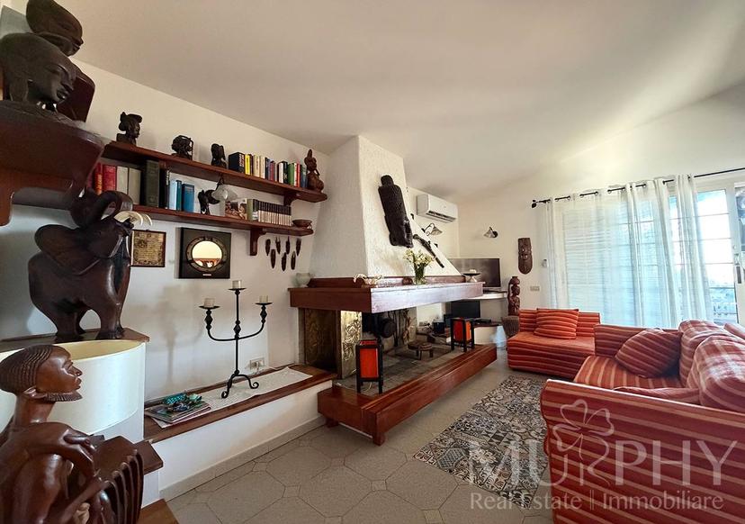 Casa indipendente in Loc. La Trinita Snc, La Maddalena — foto 2 di 5
