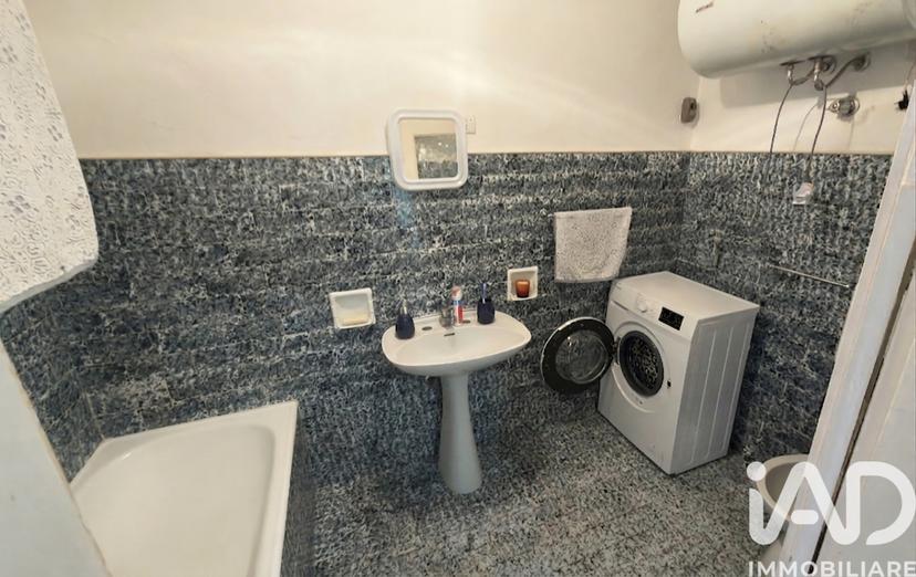 Casa indipendente in Via Ferrovia 3, Greci — foto 4 di 5
