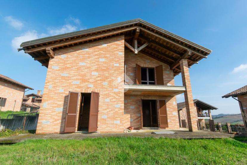 Villa in Via Santa Maria, Castelletto Merli — foto 2 di 5