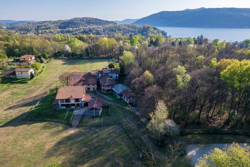 Villa in Via Roncaccio 4, Laveno-Mombello — foto 5 di 5