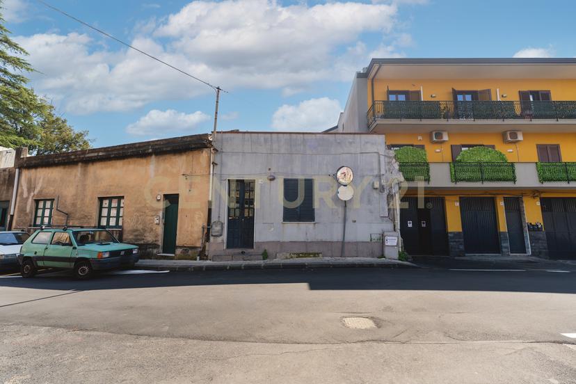 Casa indipendente in Via Roma 119, Mascalucia