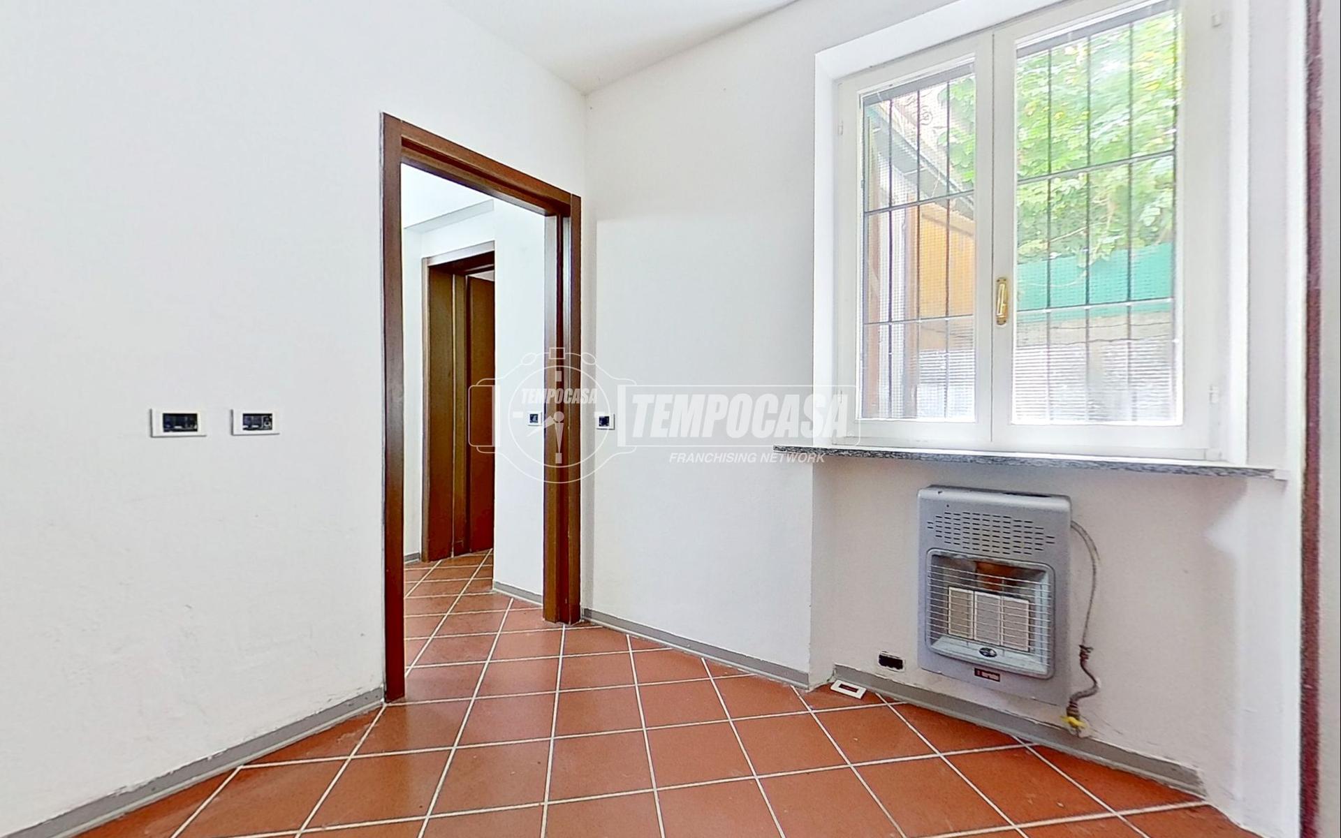 Bilocale in Via Monte Grappa 17, Salsomaggiore Terme