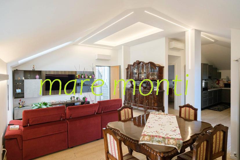 Appartamento in Via Cadorna, Savona