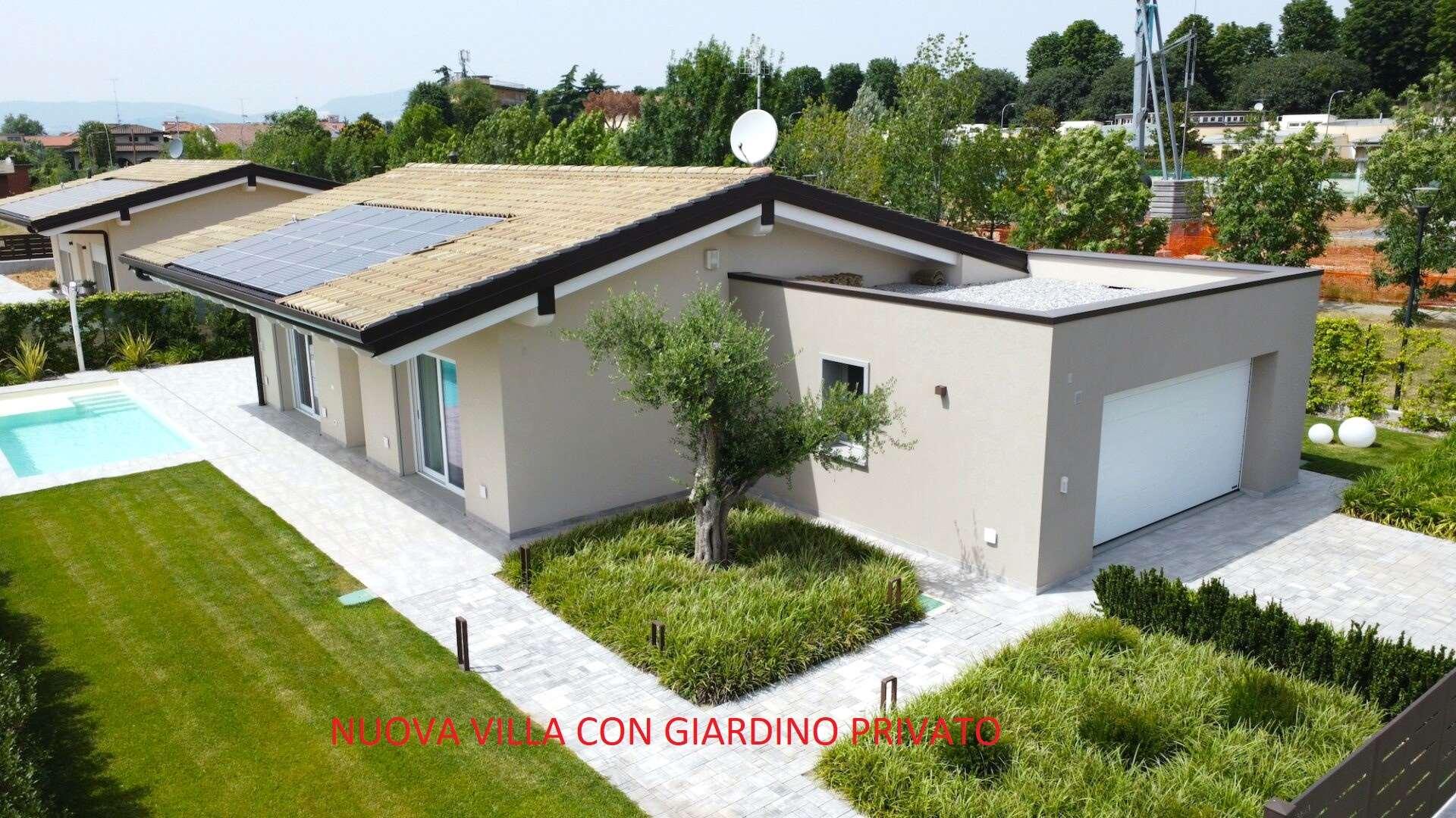 Villa unifamiliare in Via Carlo B, Soiano del Lago