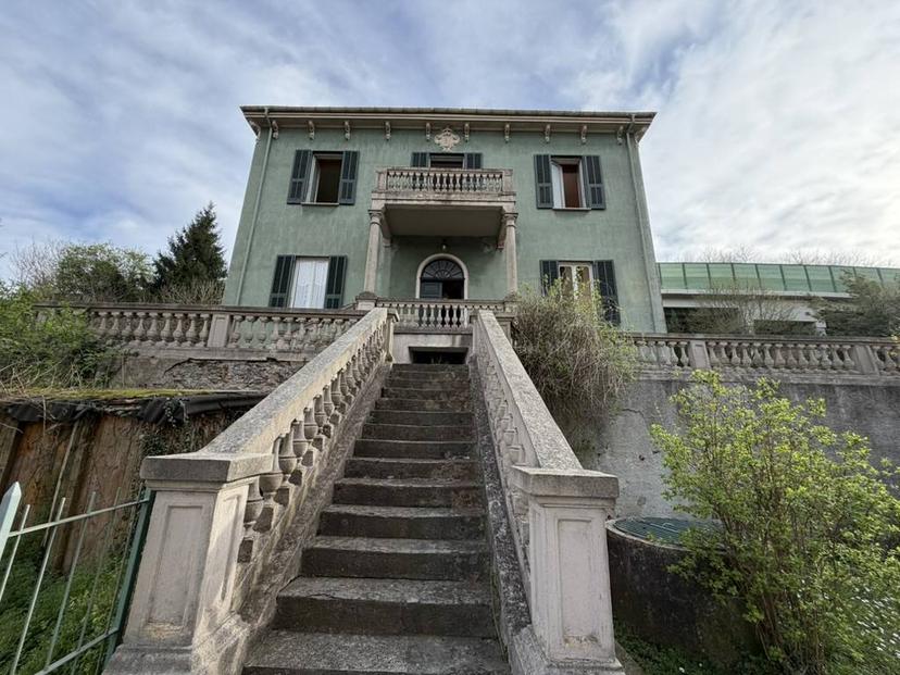 Villa in Via Roma 48, Altare — foto 3 di 5
