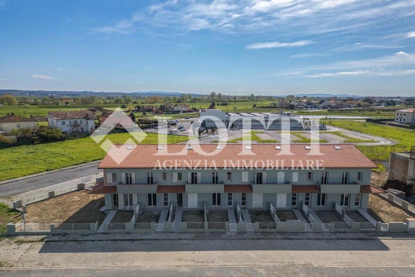 Villa a schiera in F.Lli Cervi 138, Castelfranco di Sotto — foto 5 di 5