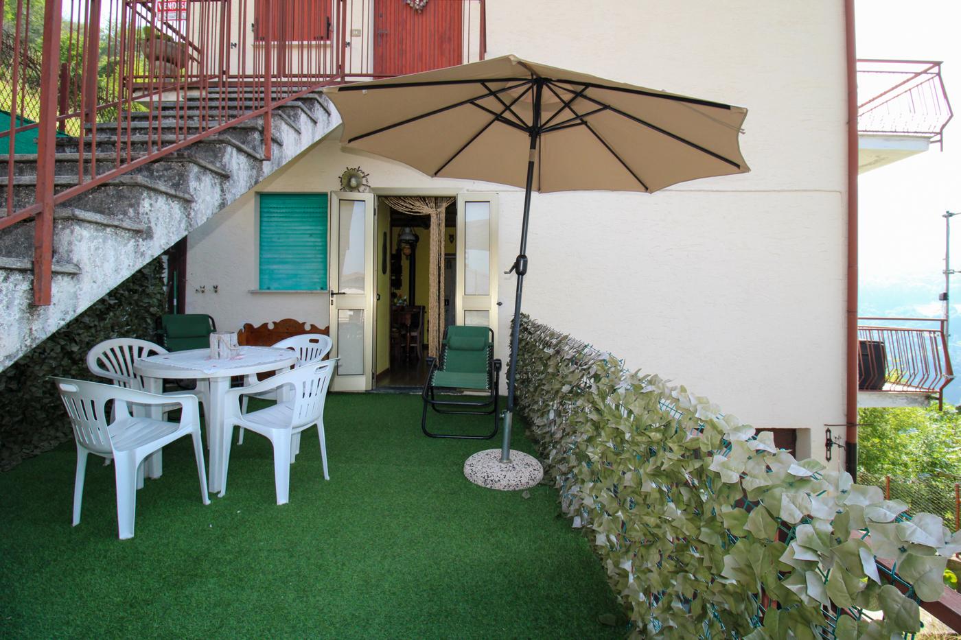 Quadrilocale in Via Monte Tellero  64, Ponna