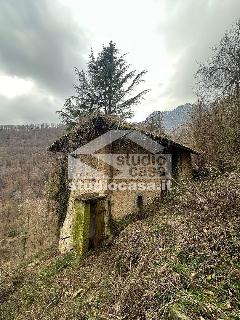 Rustico in Via Costa, Camerata Cornello — foto 2 di 5