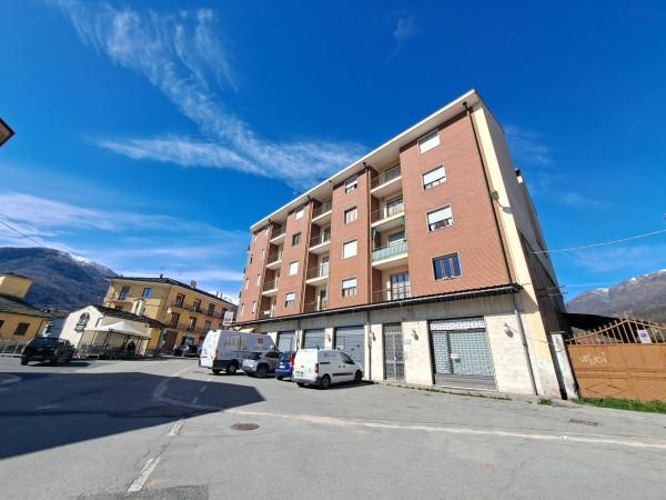 Trilocale in Piazza Vittorio Veneto 44, Paesana