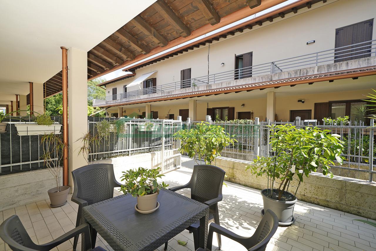 Villa a schiera, Gavardo