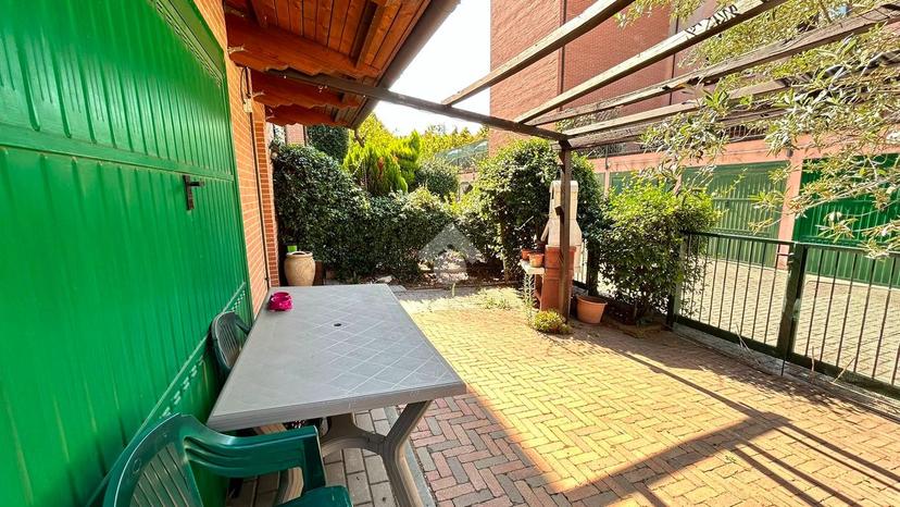 Villa a schiera in Viale Giulio Zaganelli 19, Massa Lombarda — foto 4 di 5